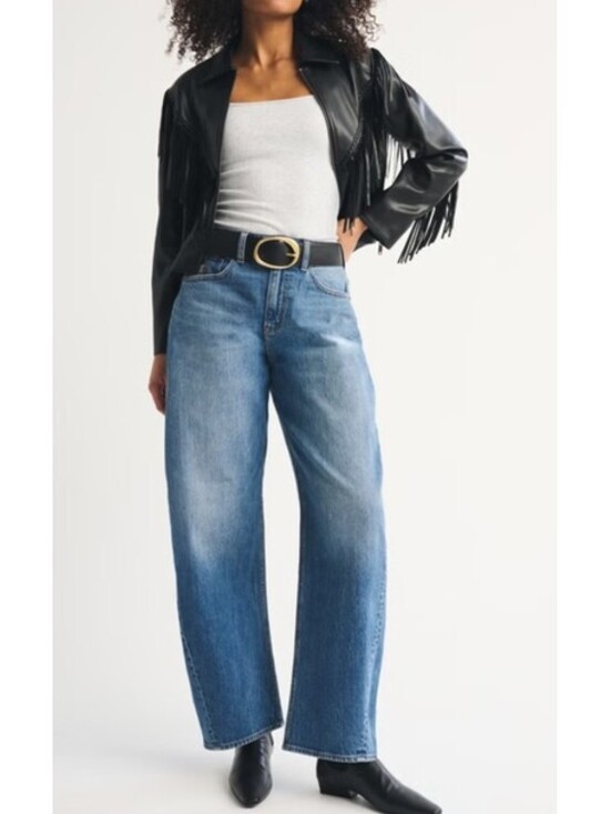 Abercrombie & Fitch Denim - Abercrombie & Fitch High Rise Barrel Curve Love Jeans - Women's 33 NWOT
